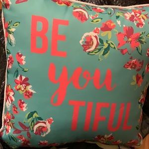BE YOU TIFUL pillow BRAND NEW!!! Never been used kept in plastic for freshness !